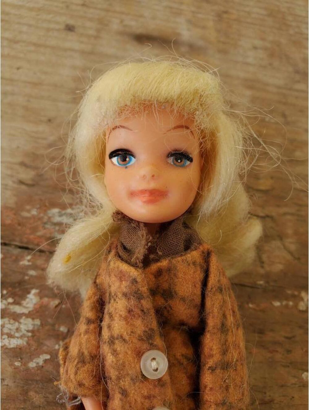 Tiny Teen, Uneeda doll vintage, collectible toy, 1960s mod, sport time